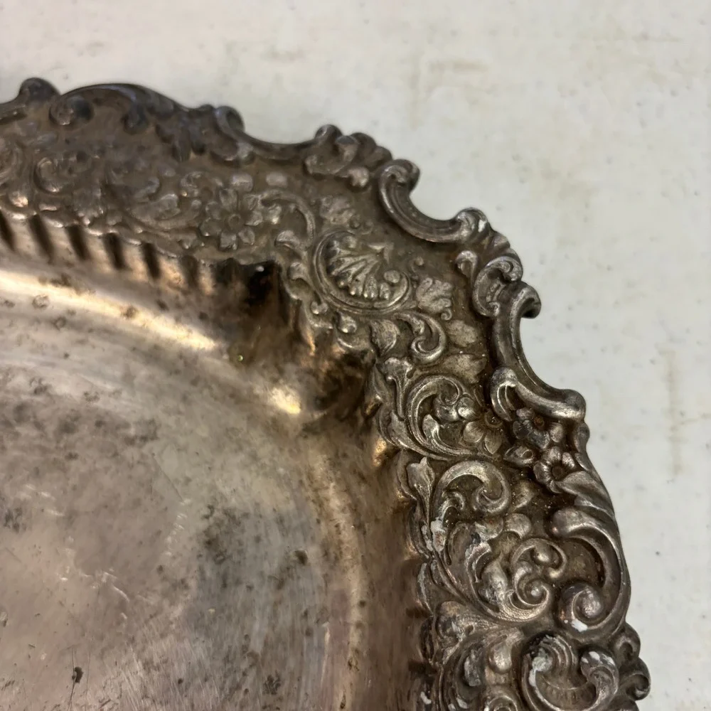 Vintage Victor Silver Co Quadruple Plate 1004½ Silverplate Vanity Serving Tray